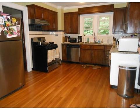 15 Colfax St, Springfield, MA 01104 photo 7