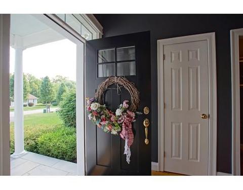 11 Hillside Dr, Georgetown, MA 01833 photo 2