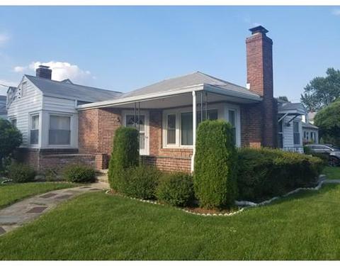 7 Lancaster St, Springfield, MA 01118 photo 2