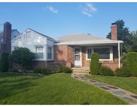 7 Lancaster St, Springfield, MA 01118 photo 1
