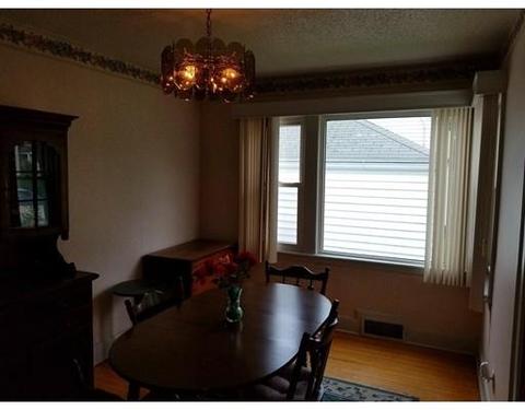 7 Lancaster St, Springfield, MA 01118 photo 9