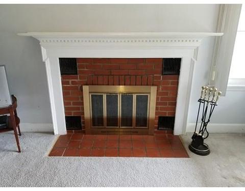 7 Lancaster St, Springfield, MA 01118 photo 17