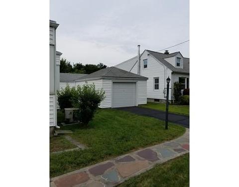 7 Lancaster St, Springfield, MA 01118 photo 6