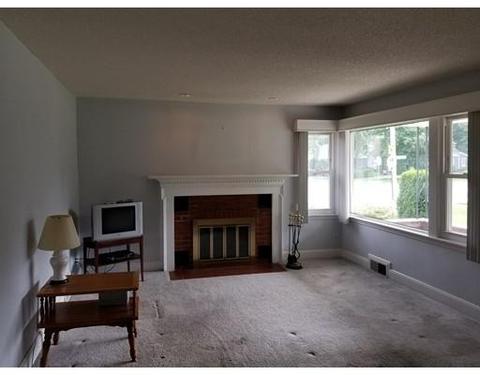 7 Lancaster St, Springfield, MA 01118 photo 15