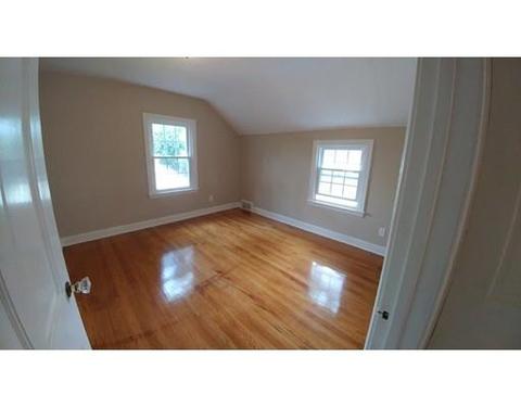 85 Harmon Ave, Springfield, MA 01118 photo 11