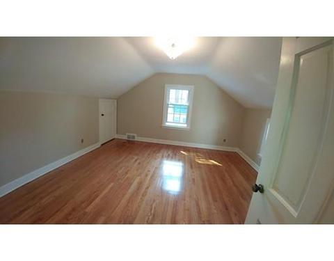 85 Harmon Ave, Springfield, MA 01118 photo 10