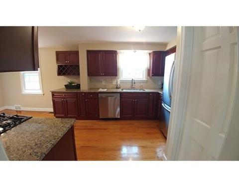 85 Harmon Ave, Springfield, MA 01118 photo 2