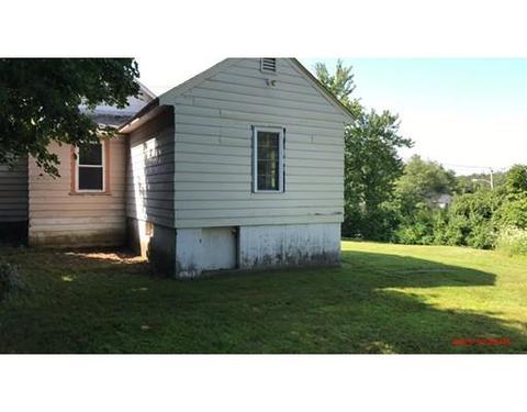 99 Apthorp St, Worcester, MA 01606 photo 3