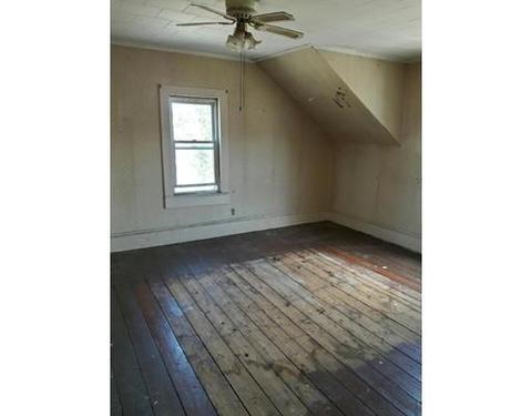 7 Vestal St, Fall River, MA 02720 photo 9