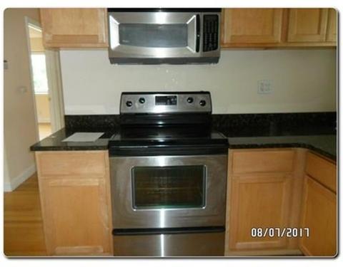 7 Tyler St #4, Everett, MA 02149 photo 5
