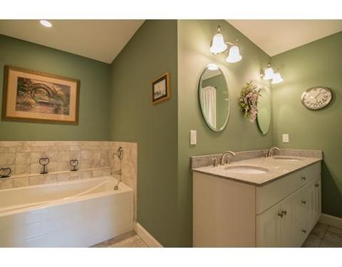 14 Willow Vale, Atkinson, NH 03811 photo 19