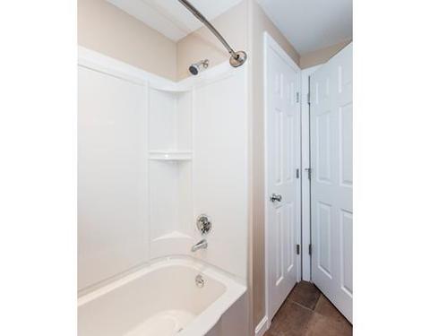 11 Pine Hill Rd, Springfield, MA 01118 photo 17