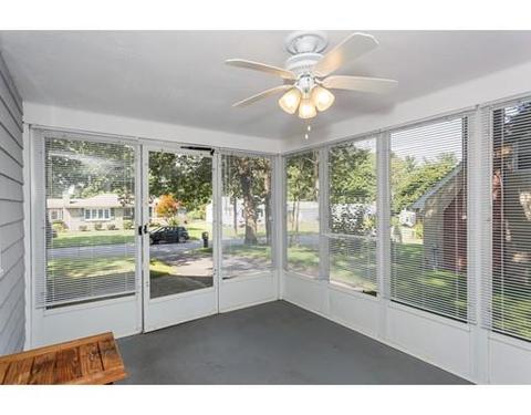 11 Pine Hill Rd, Springfield, MA 01118 photo 2