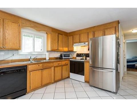 11 Pine Hill Rd, Springfield, MA 01118 photo 6