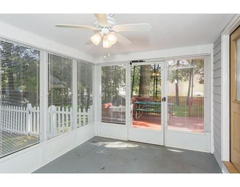 11 Pine Hill Rd, Springfield, MA 01118 photo 3