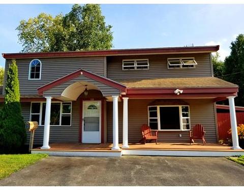 13 Bowdoin St, Danvers, MA 01923 photo 2
