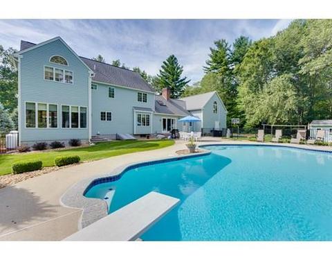 4 Brentwood Rd, Windham, NH 03087 photo 3