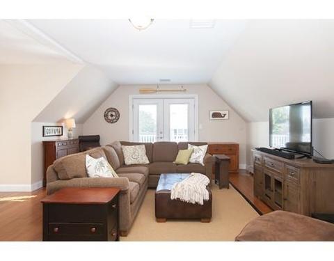 8 S St, Hull, MA 02045 photo 19