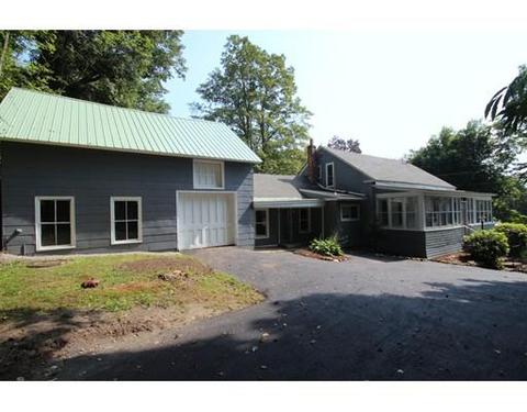 8 North St, Erving, MA 01344 photo 2