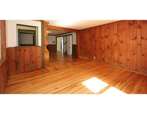 8 North St, Erving, MA 01344 photo 12
