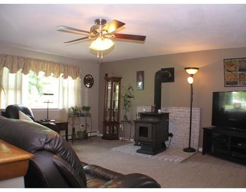 43 Roberta Rd, Blackstone, MA 01504 photo 8