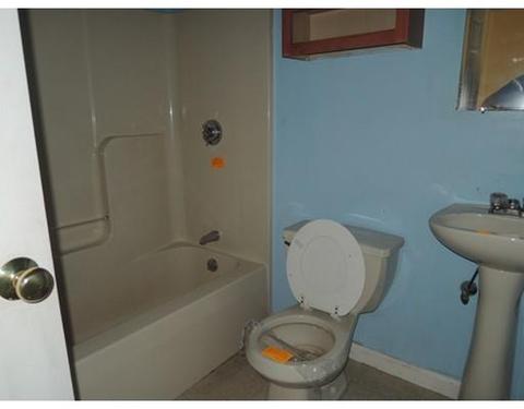 399 E River St, Orange, MA 01364 photo 17