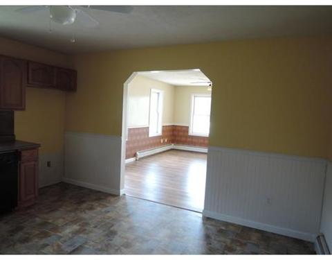 399 E River St, Orange, MA 01364 photo 8