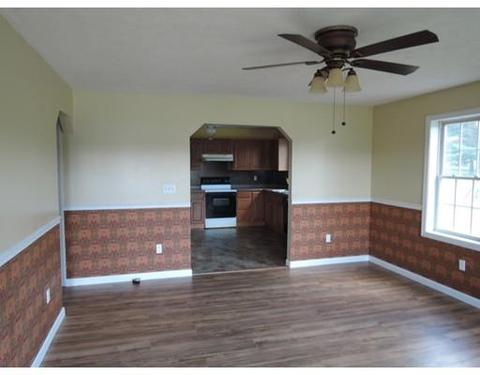 399 E River St, Orange, MA 01364 photo 5
