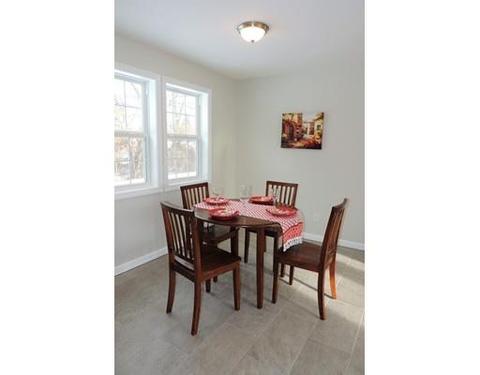 1546 Bay St, Springfield, MA 01109 photo 4