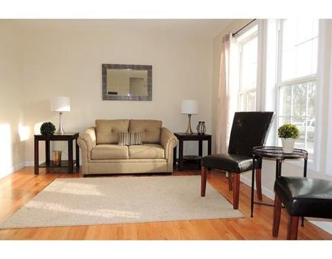 1546 Bay St, Springfield, MA 01109 photo 8