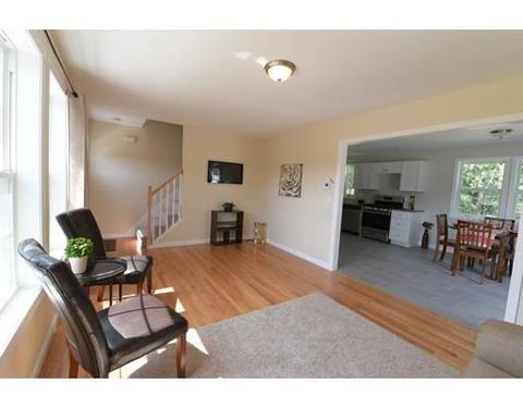 1546 Bay St, Springfield, MA 01109 photo 12