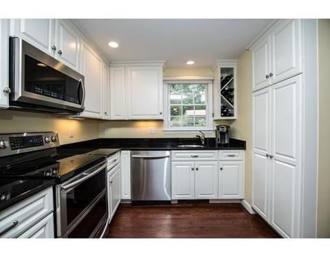 44 Ledgewood Dr, Danvers, MA 01923 photo 13