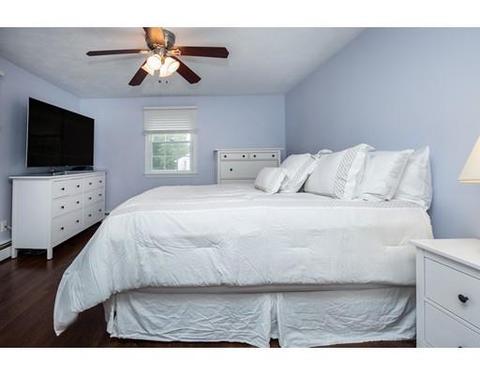 44 Ledgewood Dr, Danvers, MA 01923 photo 17