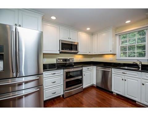 44 Ledgewood Dr, Danvers, MA 01923 photo 12