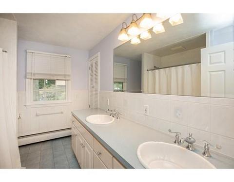 44 Ledgewood Dr, Danvers, MA 01923 photo 20