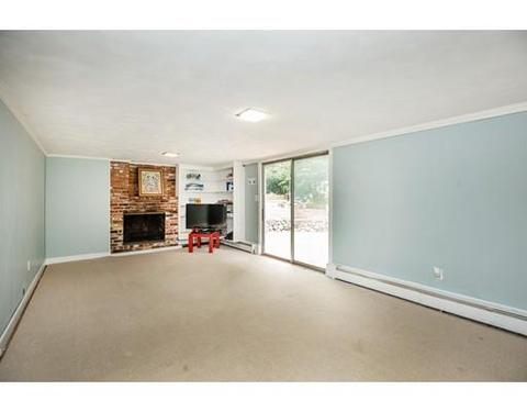 44 Ledgewood Dr, Danvers, MA 01923 photo 23