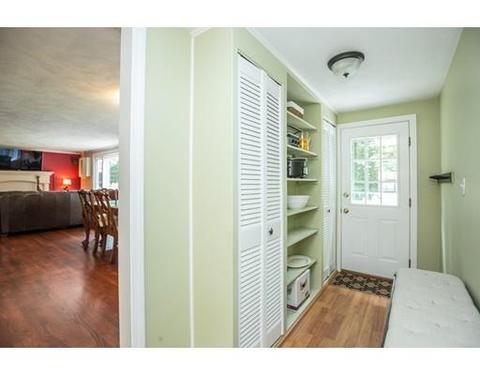 44 Ledgewood Dr, Danvers, MA 01923 photo 8