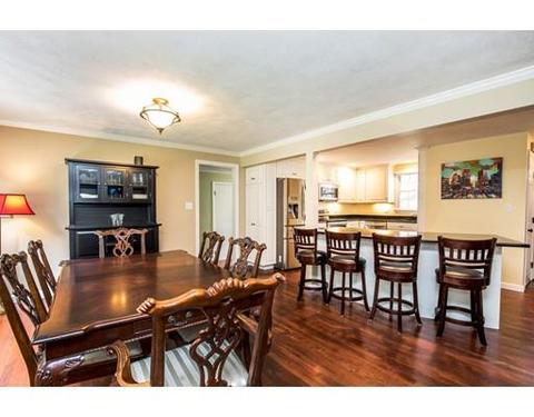 44 Ledgewood Dr, Danvers, MA 01923 photo 10