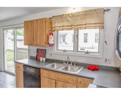 46 Edgemont St, Springfield, MA 01109 photo 7
