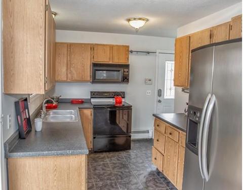 46 Edgemont St, Springfield, MA 01109 photo 8