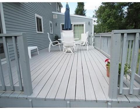 28 Wachusett Dr, Sutton, MA 01590 photo 16