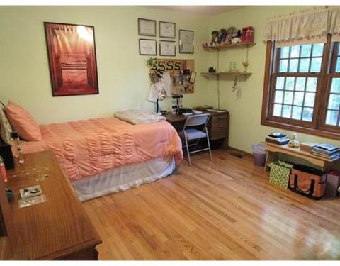28 Wachusett Dr, Sutton, MA 01590 photo 19