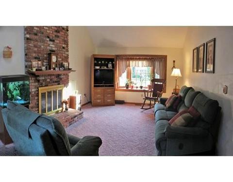 28 Wachusett Dr, Sutton, MA 01590 photo 7