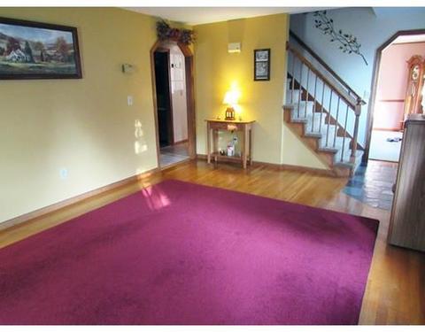 28 Wachusett Dr, Sutton, MA 01590 photo 5