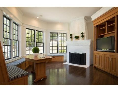 28 Canterbury St, Hingham, MA 02043 photo 10