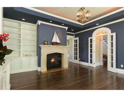 28 Canterbury St, Hingham, MA 02043 photo 5
