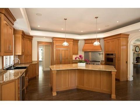 28 Canterbury St, Hingham, MA 02043 photo 8