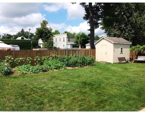 2 Highland Ave, Chicopee, MA 01013 photo 18