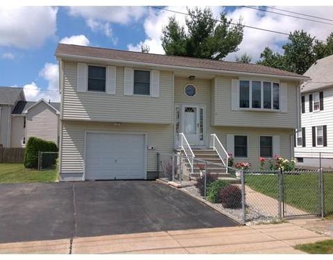 2 Highland Ave, Chicopee, MA 01013 photo 1