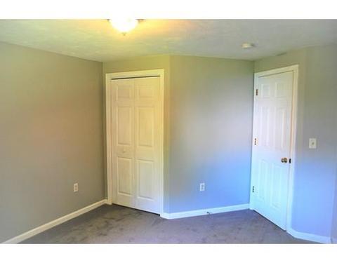 39 Locust Ave, Worcester, MA 01604 photo 12